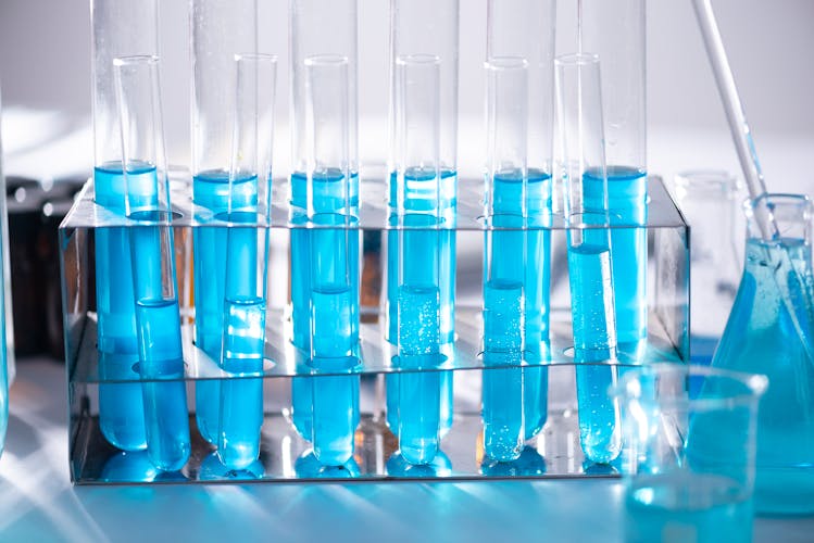 Laboratory test tubes for materials testing